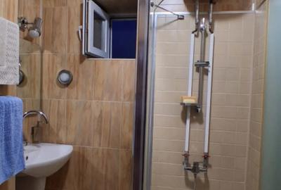 Apartament cu 3 camere decomandat în Democrației - 6