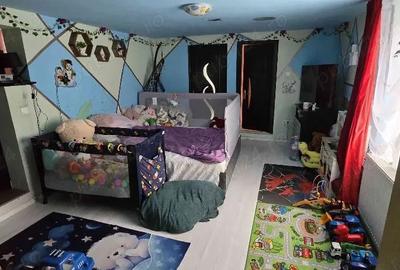Casă cu Teren 900 Mp în Central - 3