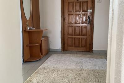 Apartament cu 3 camere în Păcurari