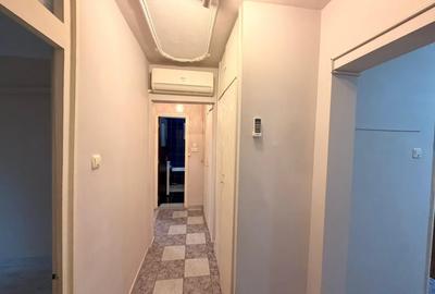 Apartament cu 4 camere decomandat în Apărătorii Patriei - 2