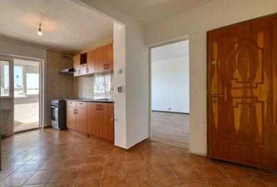 Apartament cu 3 camere decomandat în Central - 2