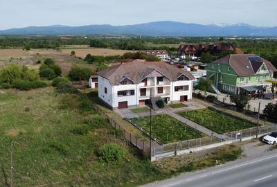 Duplex cu 22 camere în Nord