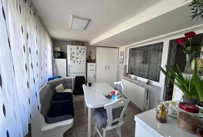 Apartament cu 3 camere decomandat, mobilat în Central - 8