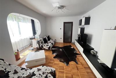 Etaj 1 , 2 camere Sagului -Dambovita centrala proprie - 7