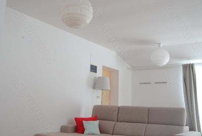 Apartament cu 3 camere decomandat în Bușteni - 9