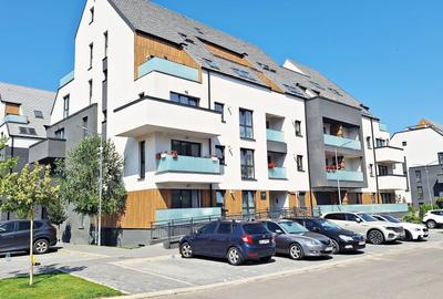 Apartament cu 2 camere semidecomandat, mobilat în Tractorul