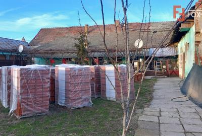 Casă individuală cu 7 camere cu Canalizare în Grabaț - 3