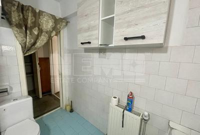 Apartament cu 2 camere decomandat în Central - 9