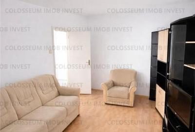 Apartament cu 3 camere decomandat în Astra