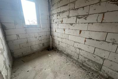 Casă individuală cu 4 camere cu Canalizare în Chinteni - 10