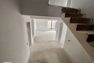 Casă cu 7 camere cu Teren 550 Mp în Ciorogârla - 17