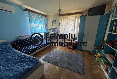 Casă cu 5 camere cu Teren 430 Mp în Central - 3