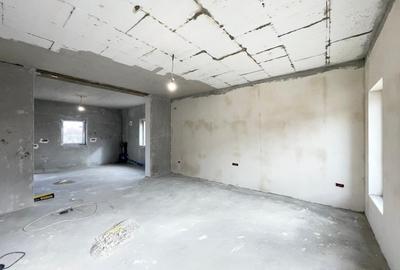 Duplex cu 4 camere cu Canalizare în Moșnița Veche - 3