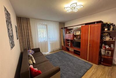 Apartament 2 camere cu balcon si pivnita zona Vasile Aaron - 3