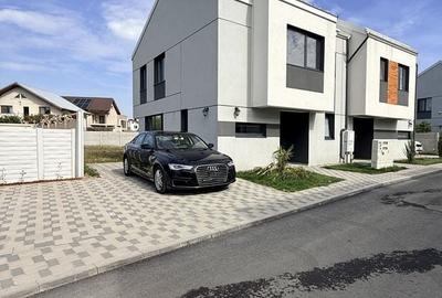 Casă cu 5 camere cu Teren 400 Mp în Central