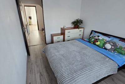 Apartament cu 4 camere decomandat în Central - 3