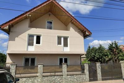 Casă cu 4 camere în Central - 7