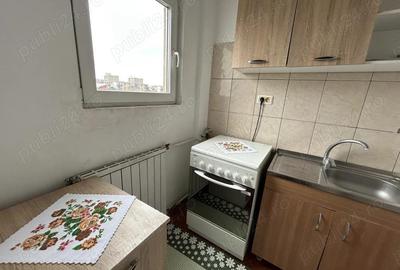 Inchiriez gars.conf.I,st.37 mp.,Micalaca,str.Abrud, etaj 3 din 4,complet mobilata,utilata. Inchiriez gars.conf.I,st.37 mp.,Micalaca,str.Abrud, etaj 3 din 4,complet mobilata,utilata. - 7