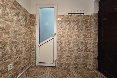 CET - Garsoniera | piata Cet | libera | etaj 3 - 7