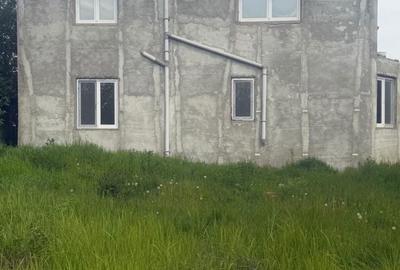 Casă cu 4 camere în Dumbrăvești - 7