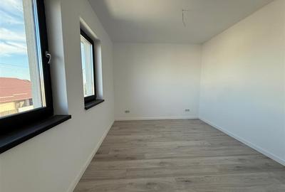 Casă individuală cu 4 camere cu Teren 278 Mp în Berceni - 3