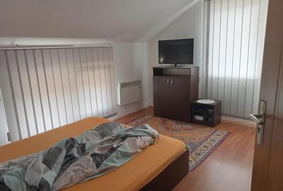 Casă cu 3 camere în Central - 8