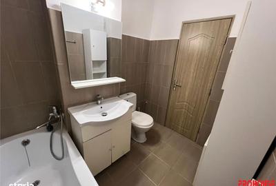 Apartament cu 3 camere decomandat în Bistrița Lac - 14