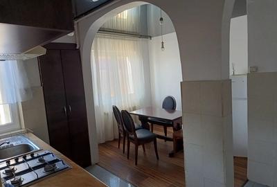 Inchiriez apartament 3 camere confort 3 - 6