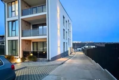 Apartament cu 2 camere, mobilat în Central