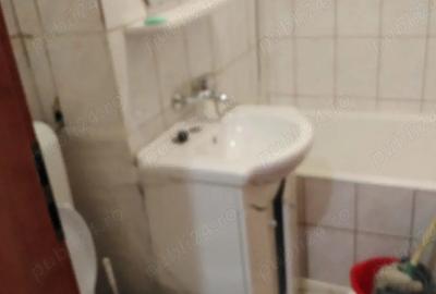 Garsonieră nedecomandată în Tractorul - 3