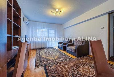 Apartament cu 3 camere decomandat în Decebal - 2