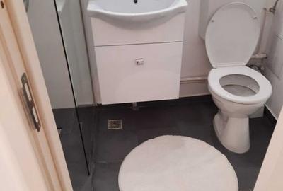 Garsonieră decomandată în Calea Victoriei