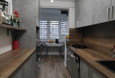 Apartament cu 3 camere decomandat, mobilat în 1 Decembrie 1918