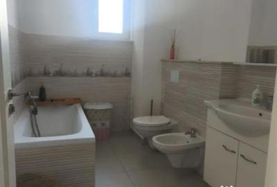 Apartament cu 4 camere decomandat în Rădăuți - 9