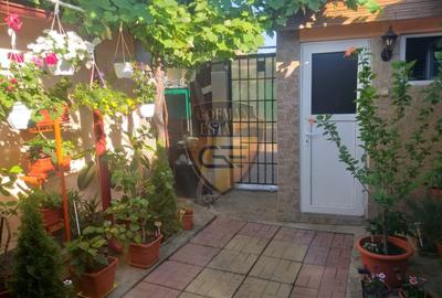 Casa zona Dacia 7 camere, 2 bai, 2 bucatarii, caramida / bca 480 mp amprenta 209 - 6