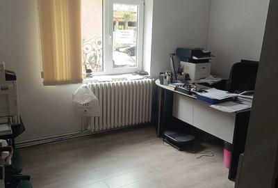 Apartament cu 2 camere decomandat în Central - 3