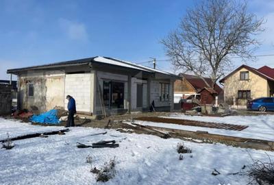 Casă cu 4 camere cu Teren 867 Mp în Central - 11