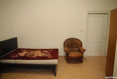 Casă cu 3 camere cu Teren 190 Mp în Central - 3