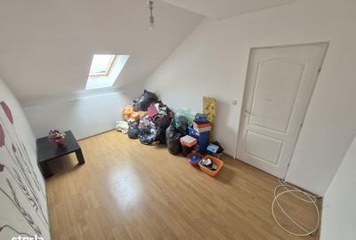 Apartament cu 3 camere decomandat în Spitalul Județean - 12