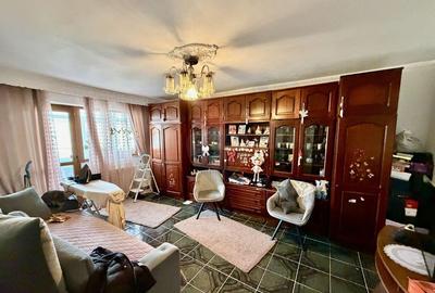 Apartament cu 3 camere decomandat în Brăilei - 3