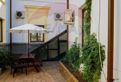 Hotel / Pensiune cu 29 camere de vanzare in zona P-ta U... - 2