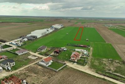 Teren Construcții intravilan de 11000 mp, în Apateu