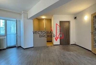 3 Camere, Piata Alba Iulia, vedere panoramica 3 Camere, Piata Alba Iulia, vedere panoramica - 3