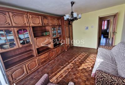 Apartament cu 4 camere decomandat în Central - 2