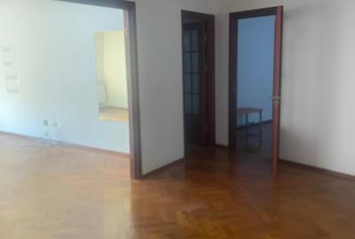 Universitate 4 camere liber 2 gr ,balcon terasa etaj 1 - 3