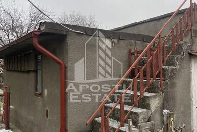 Casă cu 4 camere cu Teren 542 Mp în Central - 7