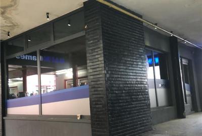 Spațiu comercial, de 68 mp, în Astra - 2