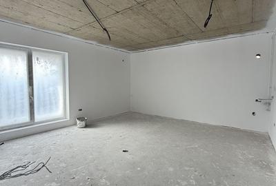 Apartament cu 3 camere decomandat în 1 Decembrie 1918 - 2