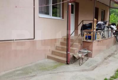 Casă cu 2 camere cu Teren 850 Mp în Central - 4