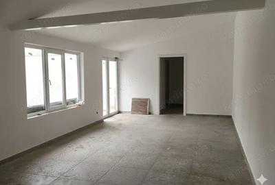 INCHIRIERE - spatiu comercial PIATA SUDULUI - parter, curte, parcare - 5